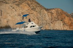 28 ft Gaviota Loco image cabo fishing charters in Cabo San Lucas WhatsApp Image 2026-03-09 at 2.00.57 PM (4).jpeg